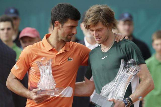 案与战术调 案与战术调