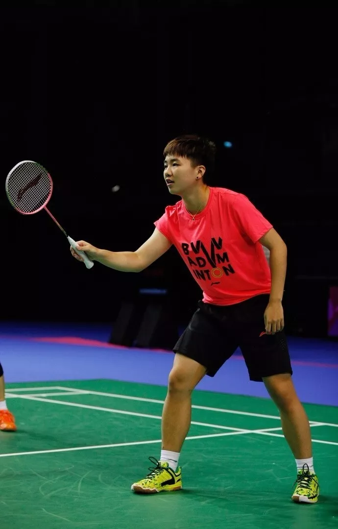 媒体上产生 媒体上产生